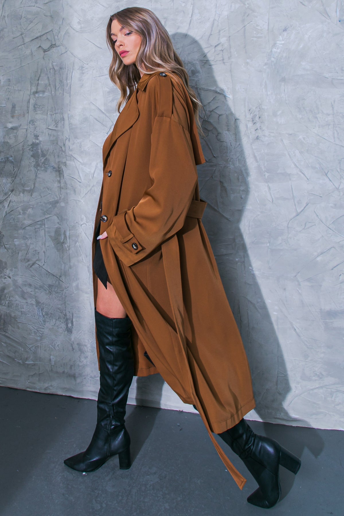 WOMEN ON THE MOON WOVEN TRENCH COAT Flying Tomato